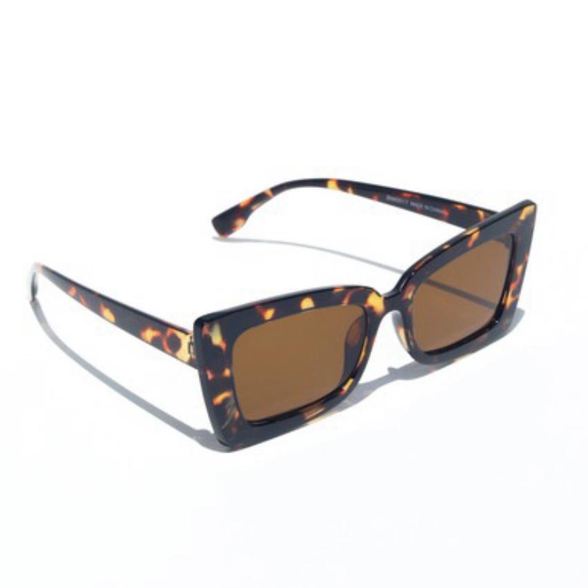 Shady Beach Sunglasses White & Black Tortoise